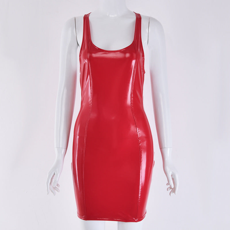 Sexy PU-Lederkleid mit Trägern und Rundhalsausschnitt